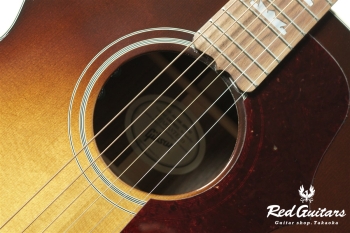 J-200 Studio Walnut - Walnut Burst